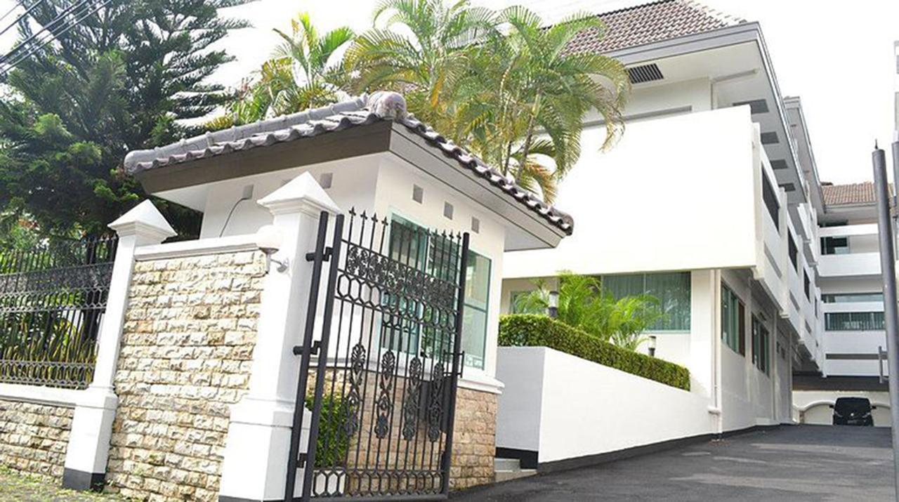 Kusuma Atmadja Residence Jakarta Exterior foto